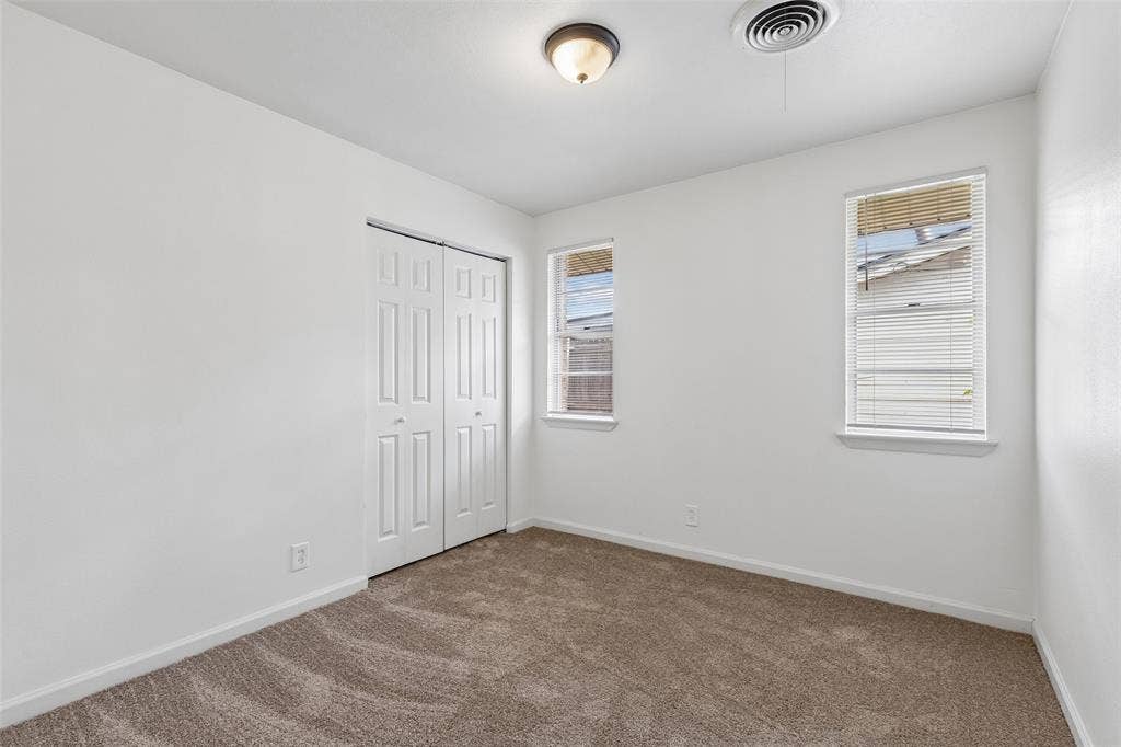 1723 Carlisle Street, Irving, TX 75062 1723 Carlisle Street, Irving, TX 75062