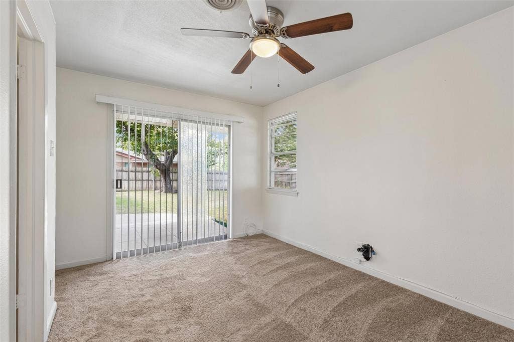 1723 Carlisle Street, Irving, TX 75062 1723 Carlisle Street, Irving, TX 75062
