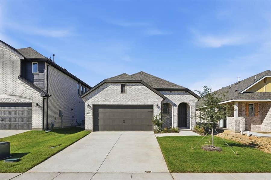 Property photo for 4866 Heirloom Lane N, Celina, TX
