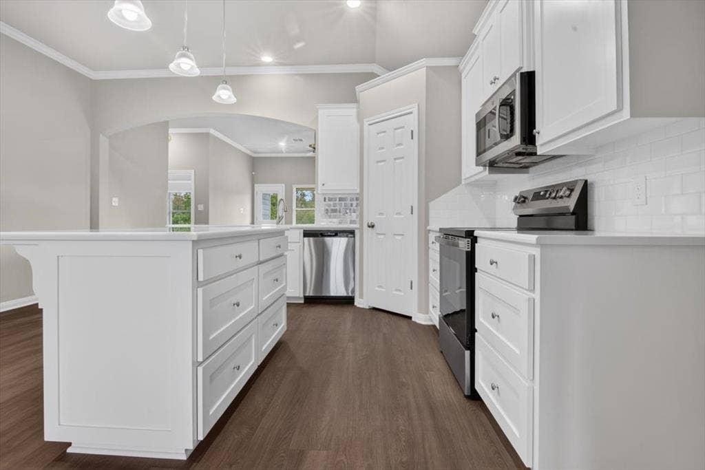 745 Heston Circle, Robinson, TX 76706 745 Heston Circle, Robinson, TX 76706