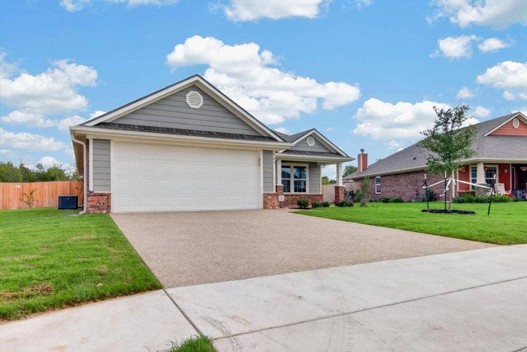 745 Heston Circle, Robinson, TX 76706 745 Heston Circle, Robinson, TX 76706