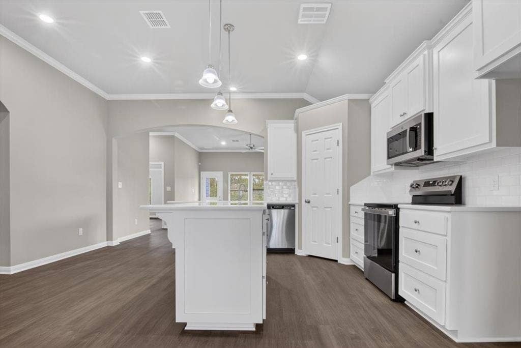 745 Heston Circle, Robinson, TX 76706 745 Heston Circle, Robinson, TX 76706