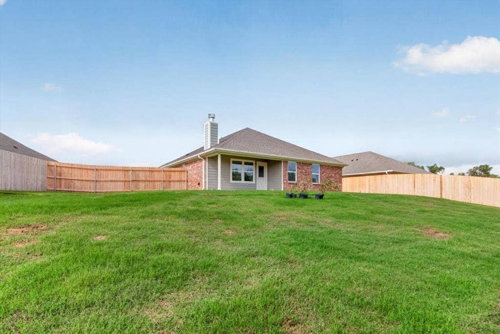 745 Heston Circle, Robinson, TX 76706 745 Heston Circle, Robinson, TX 76706