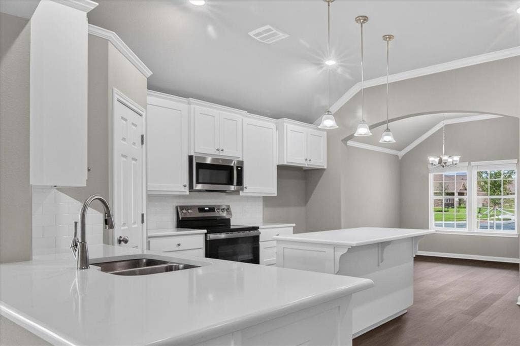 745 Heston Circle, Robinson, TX 76706 745 Heston Circle, Robinson, TX 76706