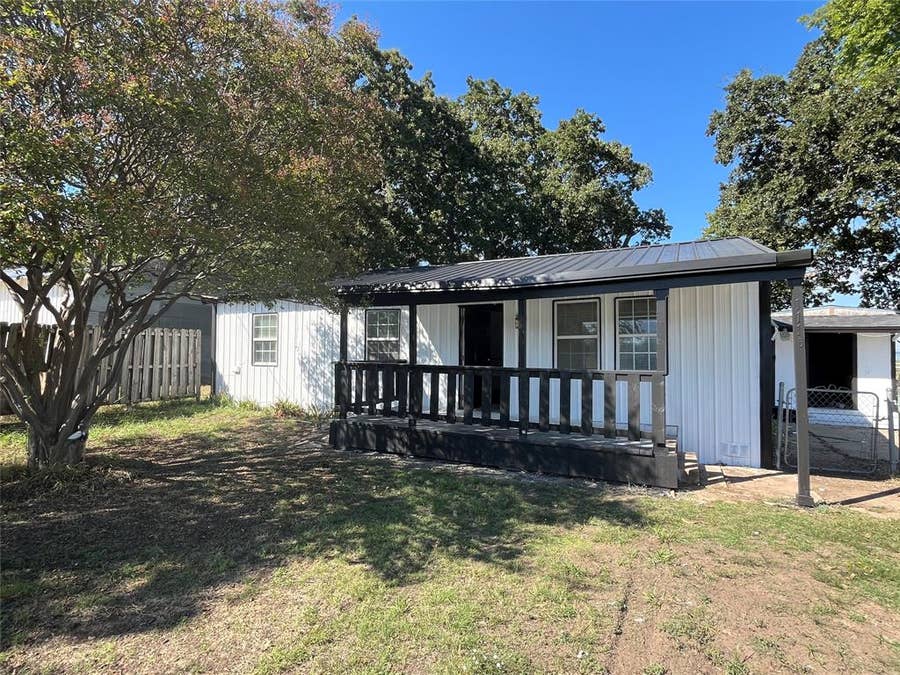 Property photo for 1116 Highway 276, West Tawakoni, TX