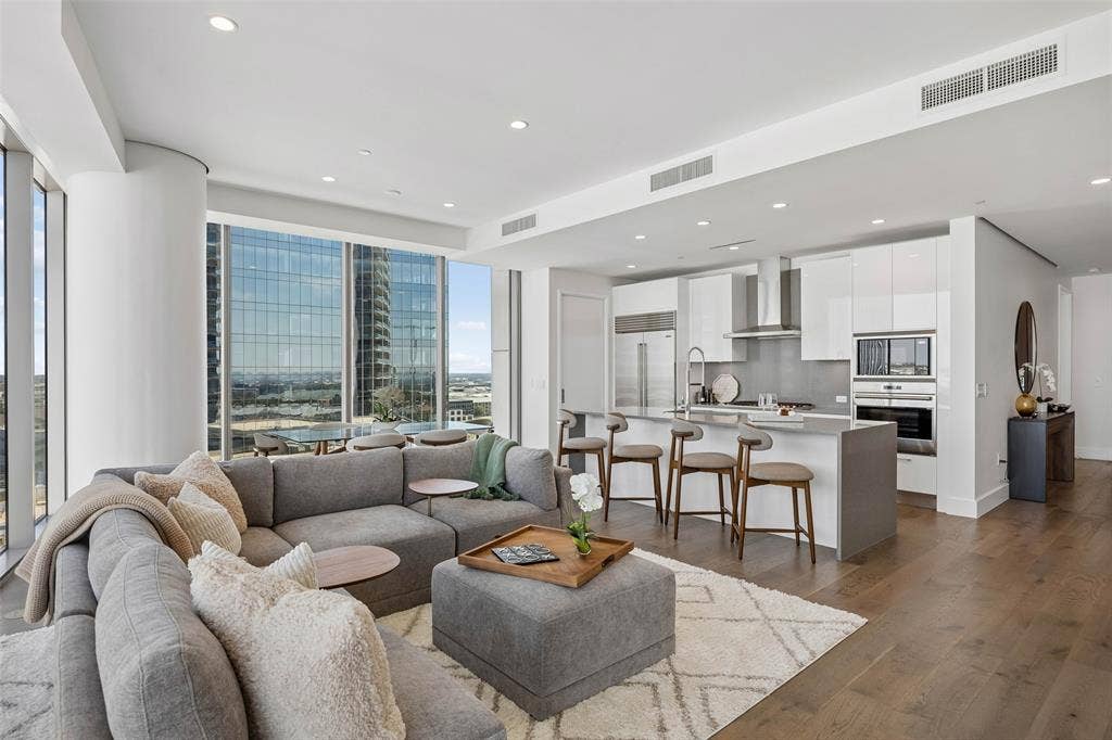 7901 Windrose Avenue, #1403, Plano, TX 75024 7901 Windrose Avenue, #1403, Plano, TX 75024