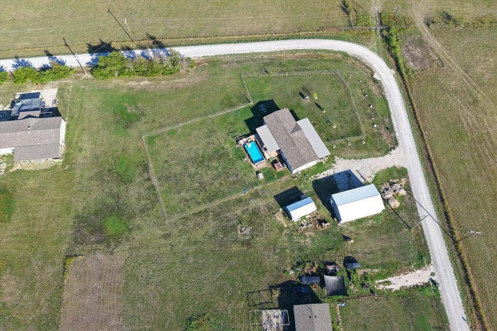 5390 CR 1091, Celeste, TX 75423