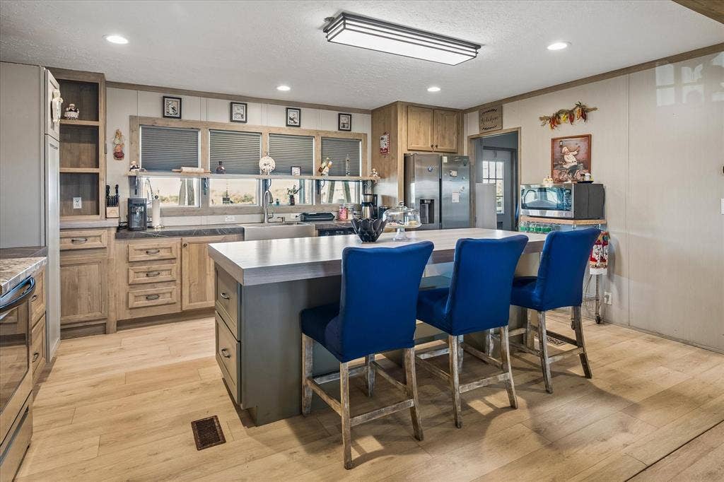 5390 CR 1091, Celeste, TX 75423