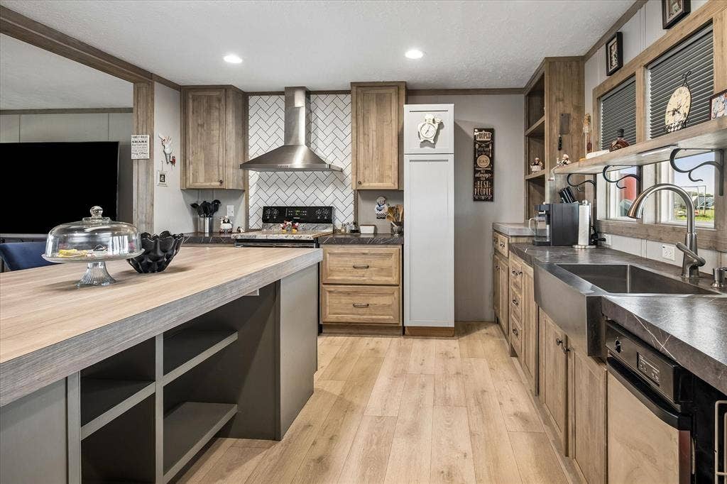 5390 CR 1091, Celeste, TX 75423