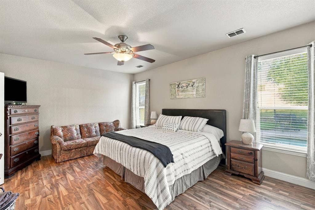 1909 Nancy Jane Circle, Garland, TX 75043 1909 Nancy Jane Circle, Garland, TX 75043