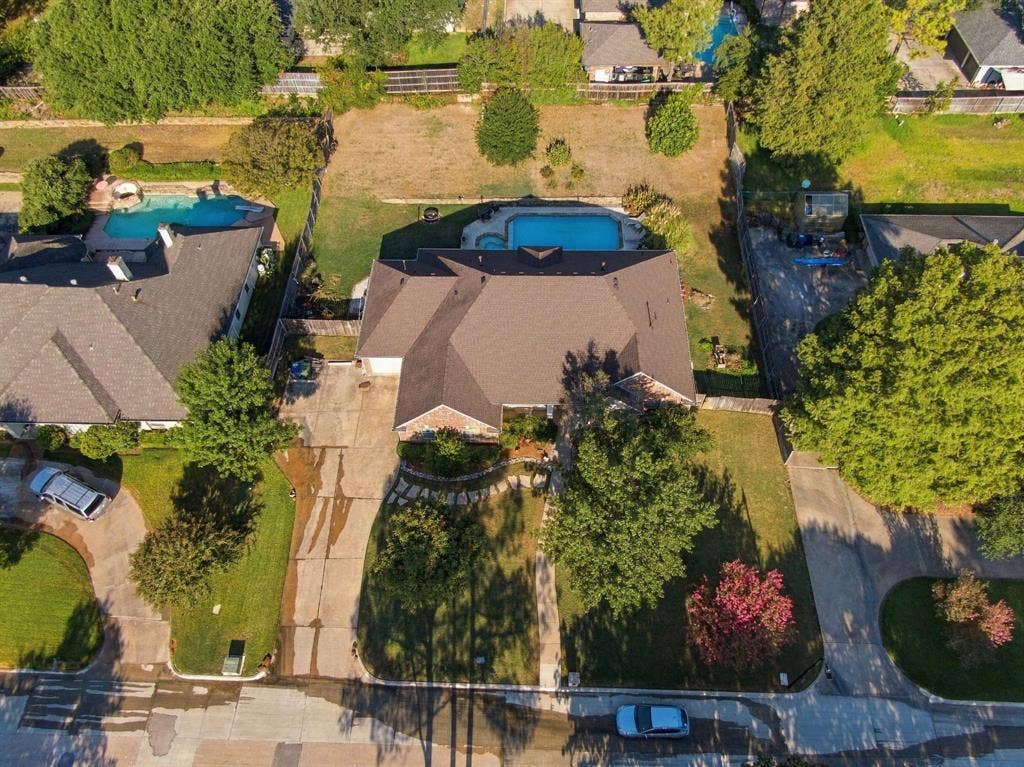 1909 Nancy Jane Circle, Garland, TX 75043 1909 Nancy Jane Circle, Garland, TX 75043