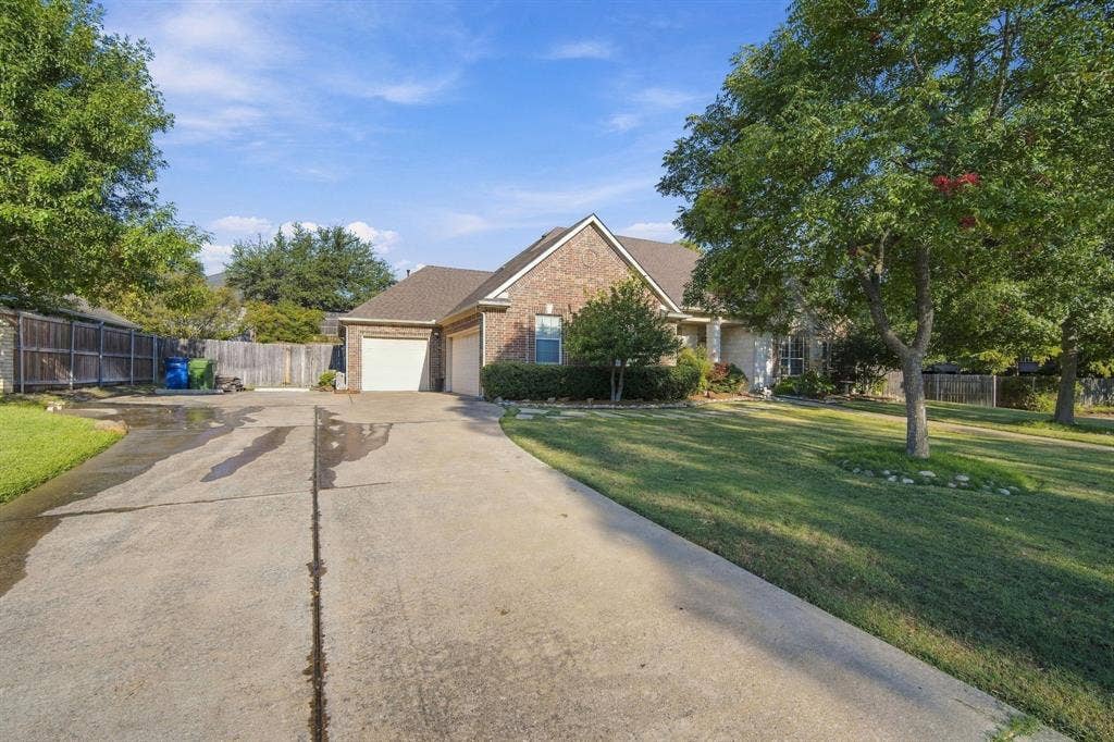 1909 Nancy Jane Circle, Garland, TX 75043 1909 Nancy Jane Circle, Garland, TX 75043