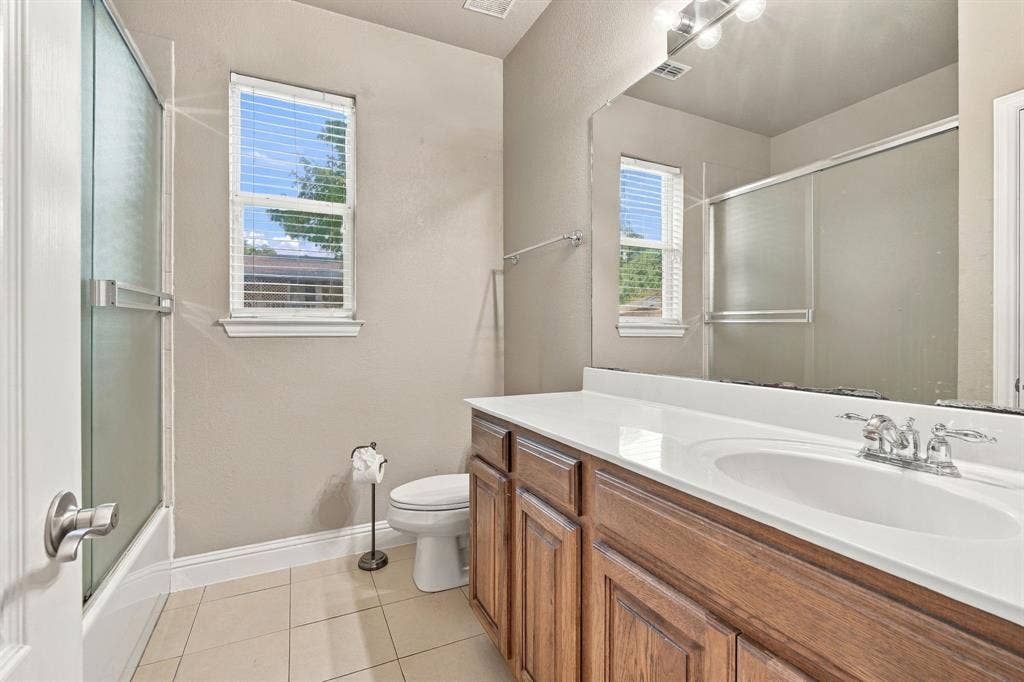 1909 Nancy Jane Circle, Garland, TX 75043 1909 Nancy Jane Circle, Garland, TX 75043