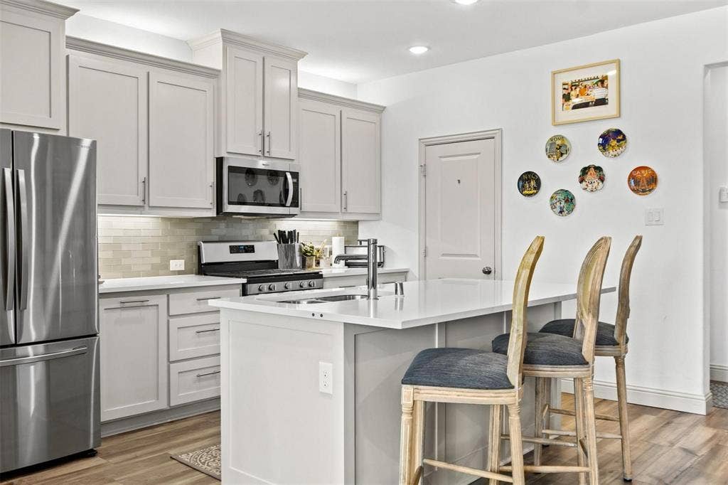 7265 Sacaton Trail, Frisco, TX 75033 7265 Sacaton Trail, Frisco, TX 75033
