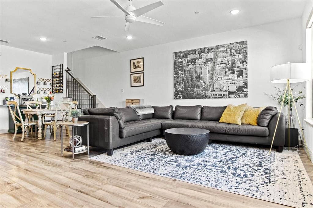 7265 Sacaton Trail, Frisco, TX 75033 7265 Sacaton Trail, Frisco, TX 75033