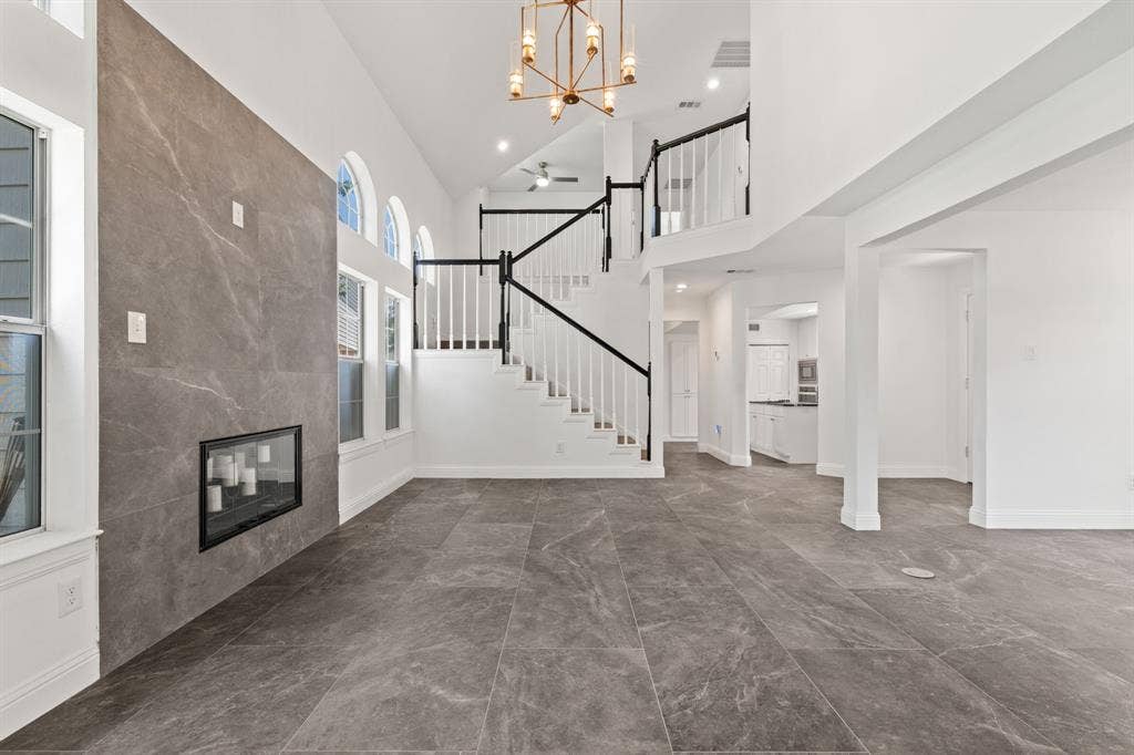 9418 Blue Jay Way, Irving, TX 75063 9418 Blue Jay Way, Irving, TX 75063