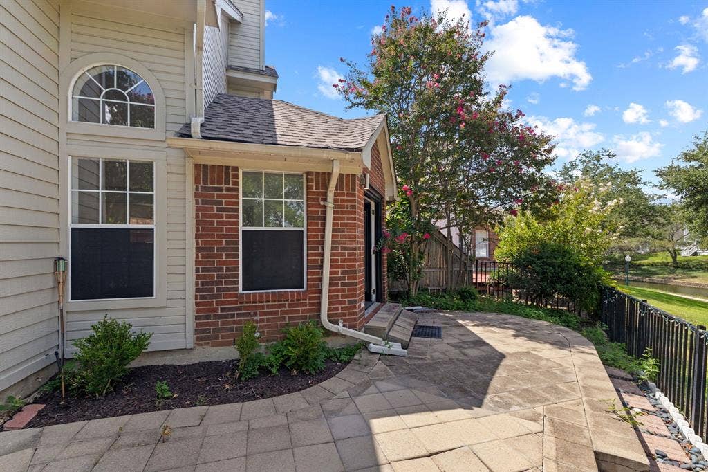 9418 Blue Jay Way, Irving, TX 75063 9418 Blue Jay Way, Irving, TX 75063