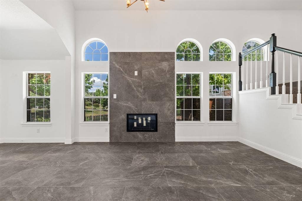 9418 Blue Jay Way, Irving, TX 75063 9418 Blue Jay Way, Irving, TX 75063