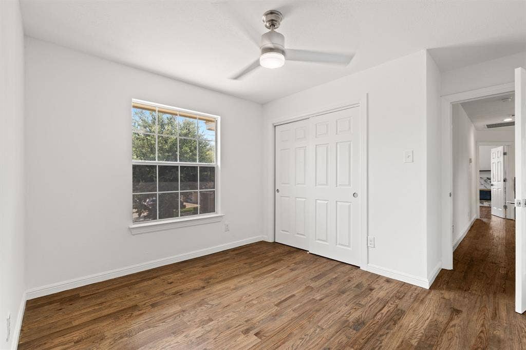 9418 Blue Jay Way, Irving, TX 75063 9418 Blue Jay Way, Irving, TX 75063