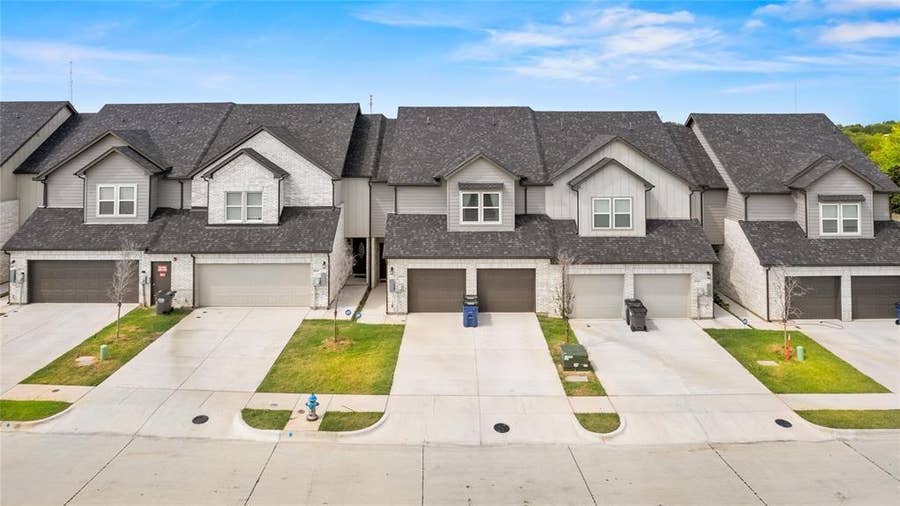 Property photo for 1009 Debby Court, Wylie, TX