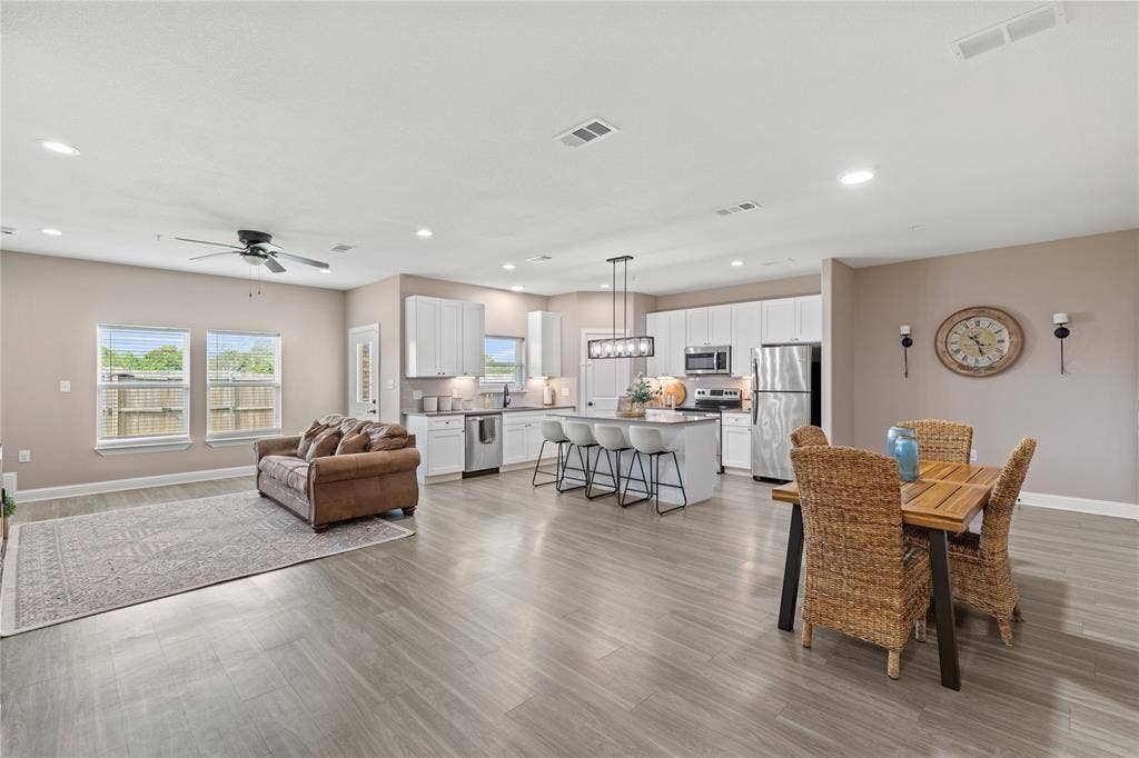 1009 Debby Court, Wylie, TX 75098 1009 Debby Court, Wylie, TX 75098