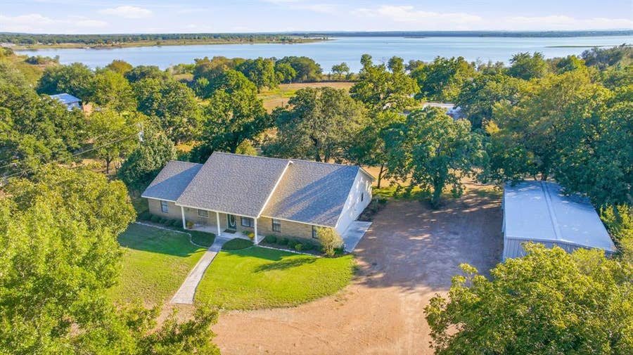 Property photo for 217 Mathis Road, Dublin, TX