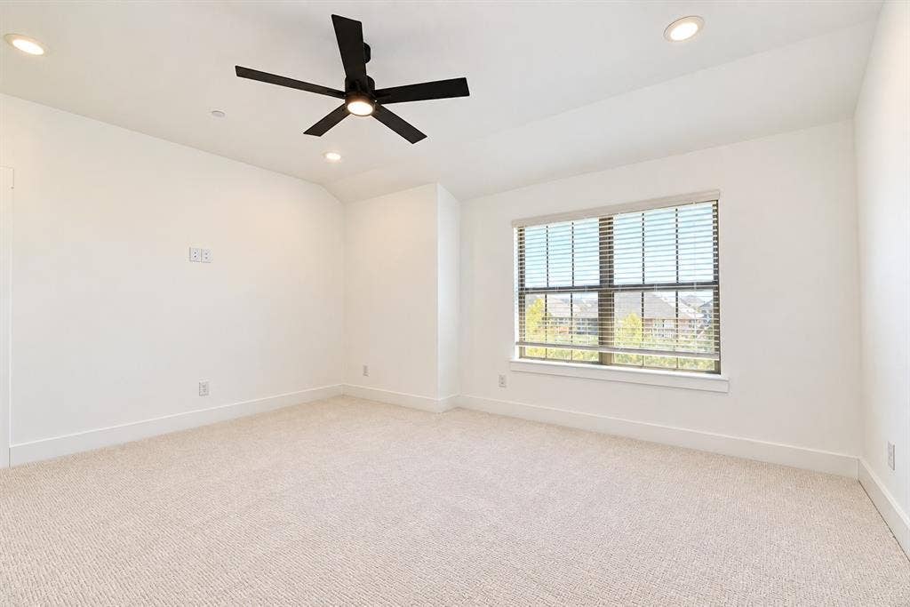 2520 Red Tailed Hawk Lane, McKinney, TX 75071