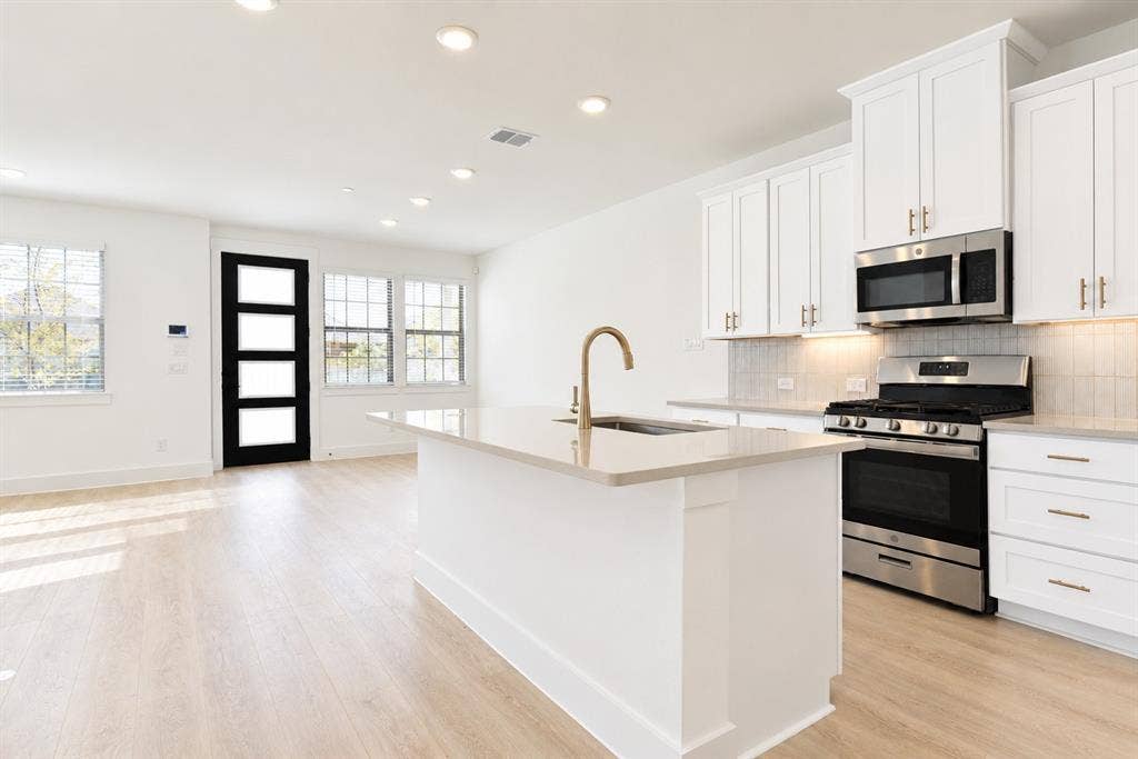 2520 Red Tailed Hawk Lane, McKinney, TX 75071