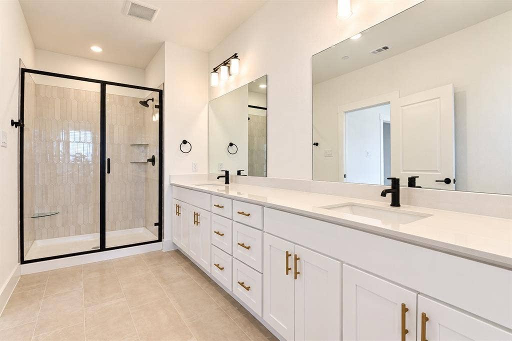 2520 Red Tailed Hawk Lane, McKinney, TX 75071