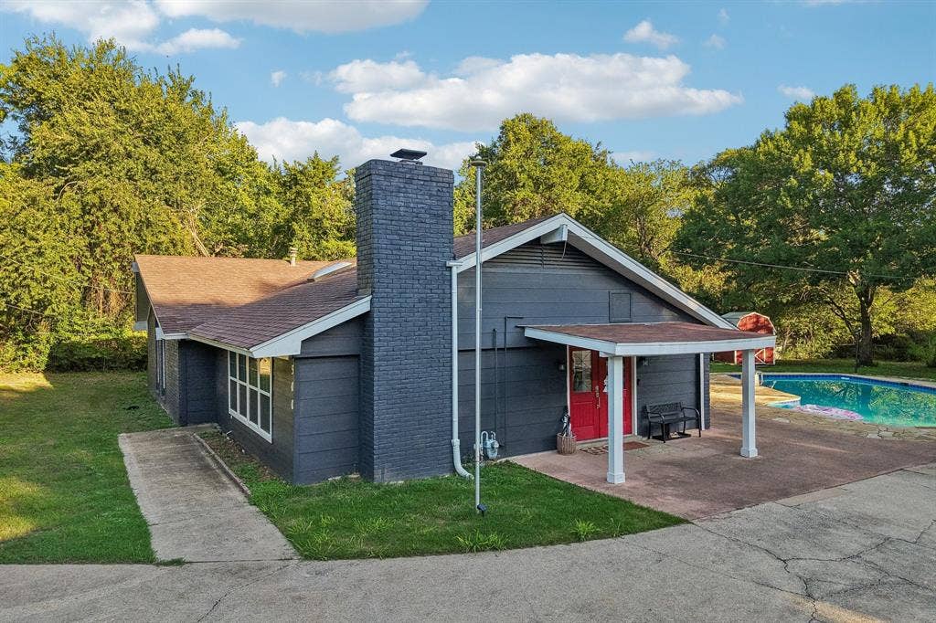 500 Spinner Road, DeSoto, TX 75115 500 Spinner Road, DeSoto, TX 75115