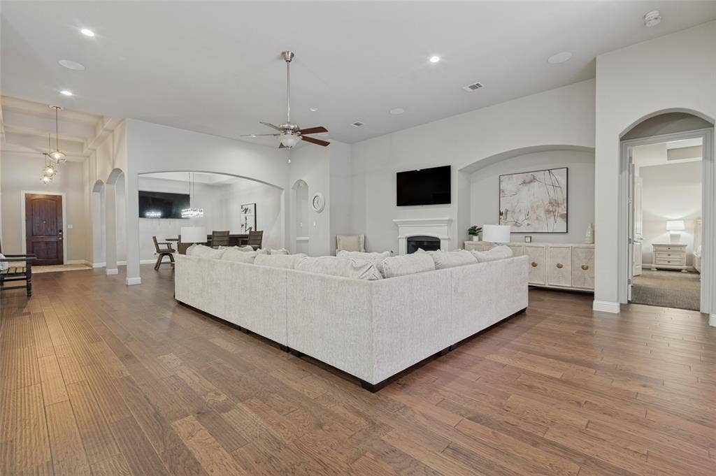 6822 Historic View, Dallas, TX 75236 6822 Historic View, Dallas, TX 75236