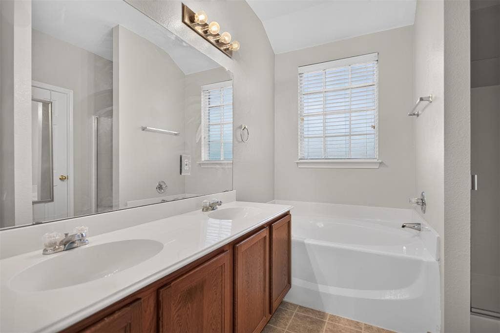 1111 Lakewood Drive, Wylie, TX 75098 1111 Lakewood Drive, Wylie, TX 75098