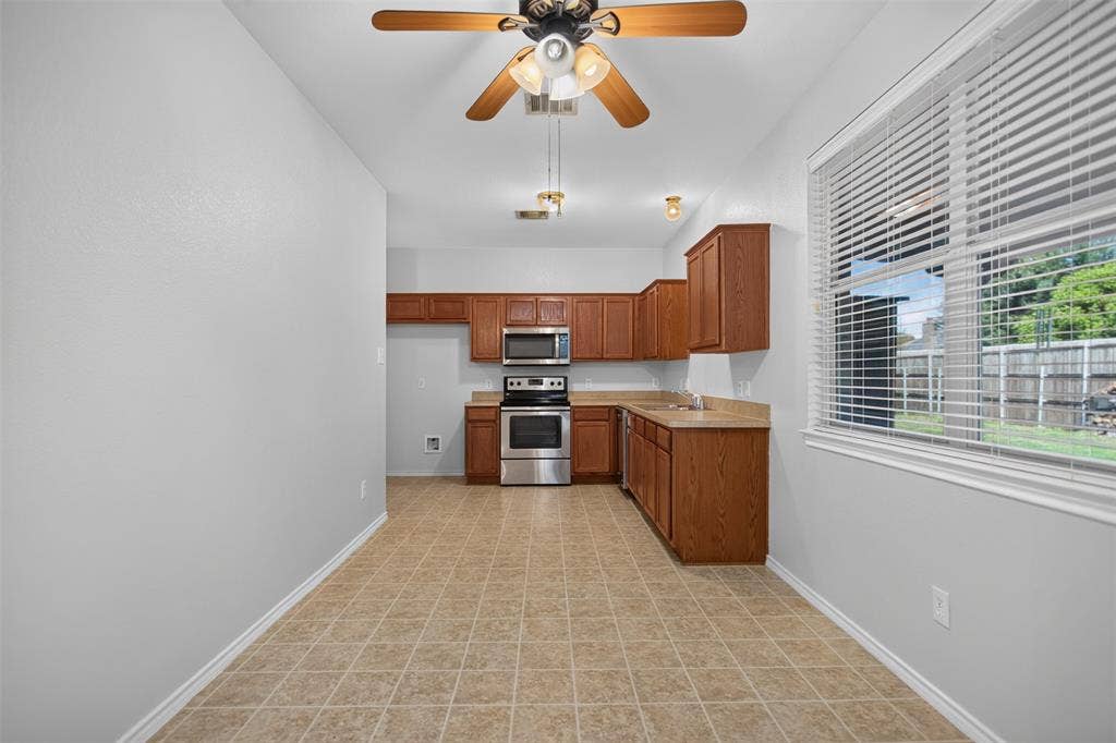 1111 Lakewood Drive, Wylie, TX 75098 1111 Lakewood Drive, Wylie, TX 75098