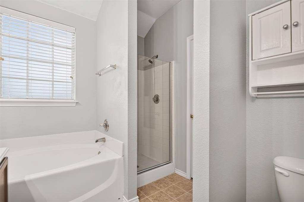 1111 Lakewood Drive, Wylie, TX 75098 1111 Lakewood Drive, Wylie, TX 75098