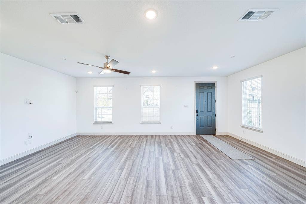 8888 Samara Street, Frisco, TX 75035 8888 Samara Street, Frisco, TX 75035