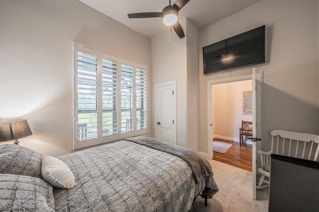 This is the front bedroom that makes the 4th bedroom, or it would be the perfect place for a home office if needed.