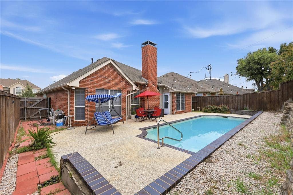 9427 Ponderosa Trail, Irving, TX 75063 9427 Ponderosa Trail, Irving, TX 75063