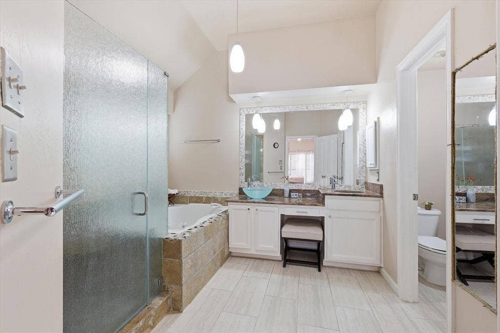 9427 Ponderosa Trail, Irving, TX 75063 9427 Ponderosa Trail, Irving, TX 75063