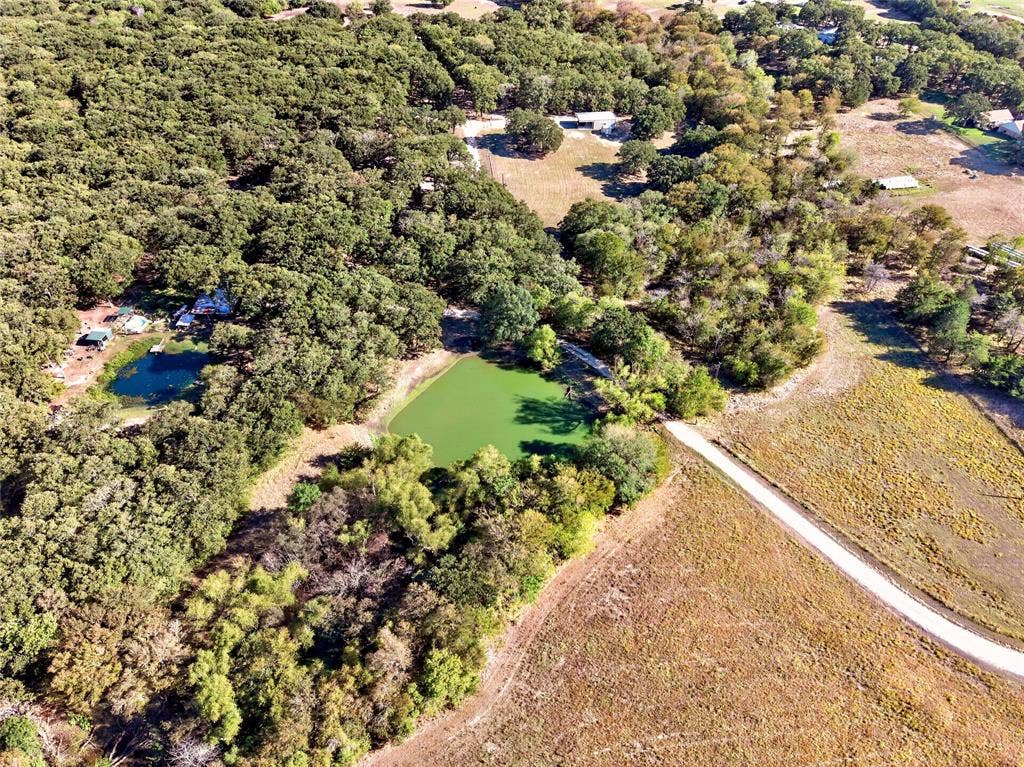 1747 Willie Dennis Road, Terrell, TX 75160