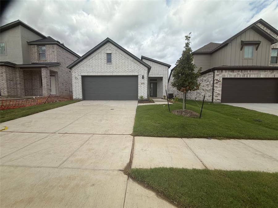 Property photo for 810 Knox River Drive, Princeton, TX
