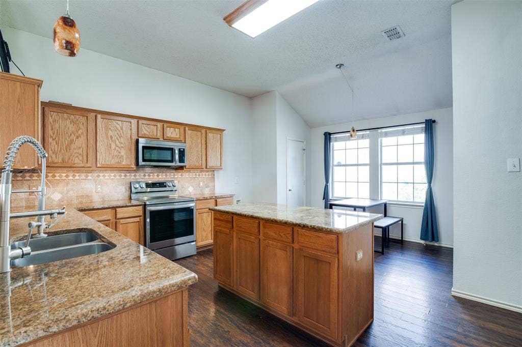 1604 Brice Drive, Royse City, TX 75189 1604 Brice Drive, Royse City, TX 75189