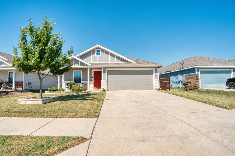 Property photo for 554 Deerfern Drive, Princeton, TX