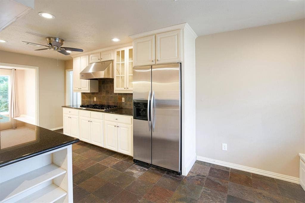 5 Ridgeview Circle, Richardson, TX 75080 5 Ridgeview Circle, Richardson, TX 75080