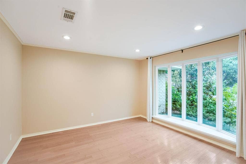 5 Ridgeview Circle, Richardson, TX 75080 5 Ridgeview Circle, Richardson, TX 75080