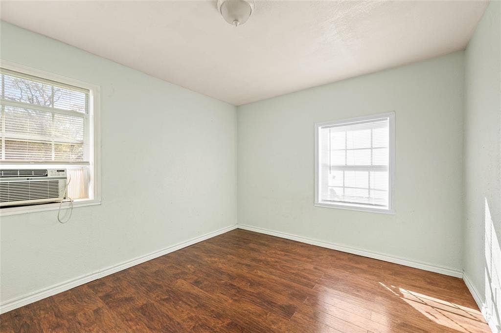 6628 Glesman Street, Dallas, TX 75232