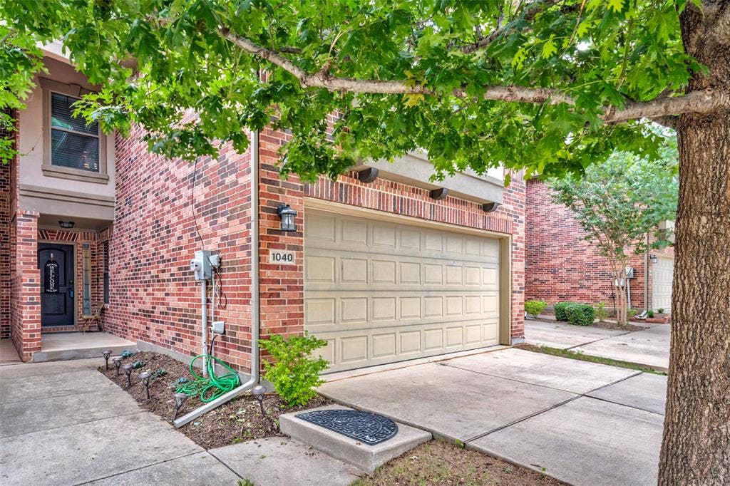 1040 Lucy Lane, Allen, TX 75013 1040 Lucy Lane, Allen, TX 75013