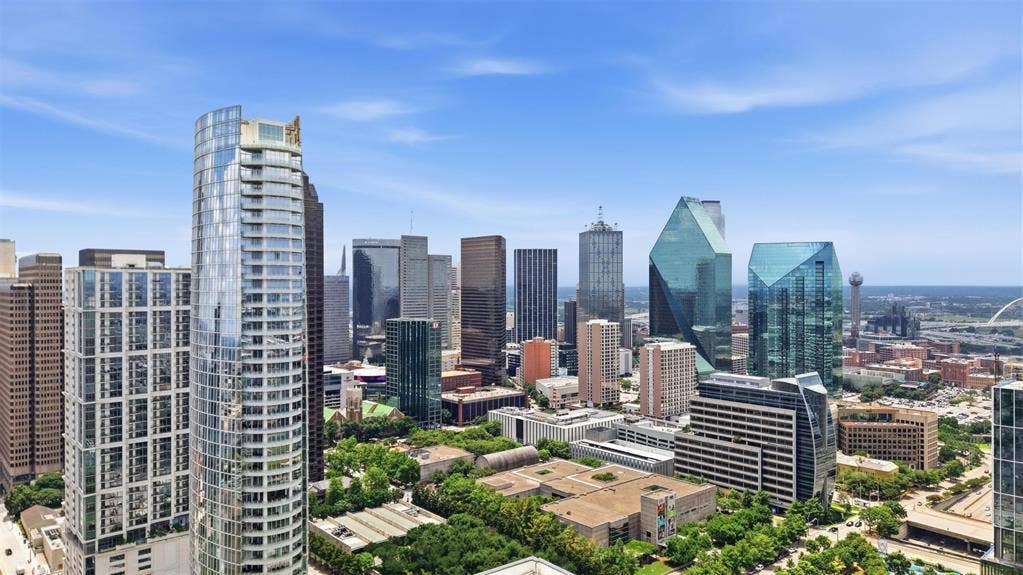 1918 Olive Street, #704, Dallas, TX 75201 1918 Olive Street, #704, Dallas, TX 75201