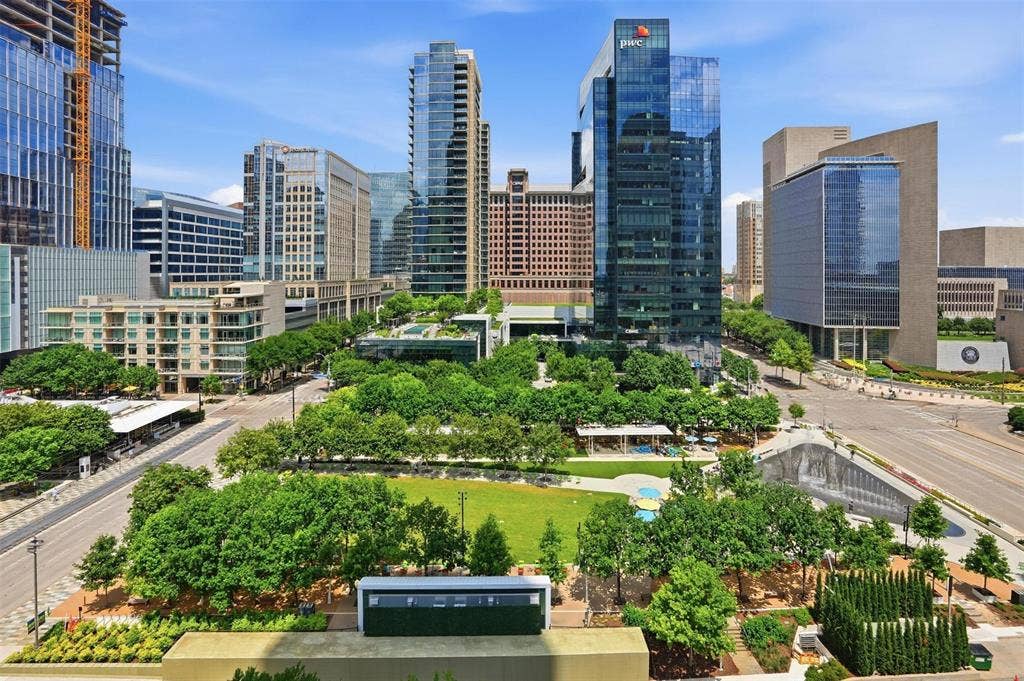 1918 Olive Street, #704, Dallas, TX 75201 1918 Olive Street, #704, Dallas, TX 75201