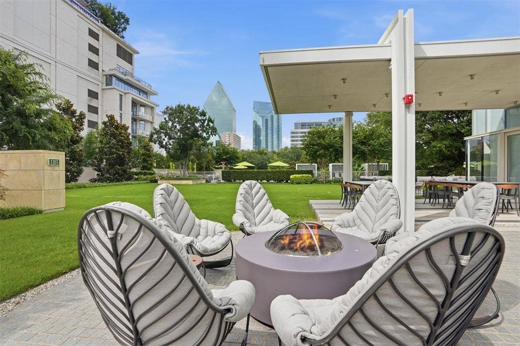 1918 Olive Street, #704, Dallas, TX 75201 1918 Olive Street, #704, Dallas, TX 75201