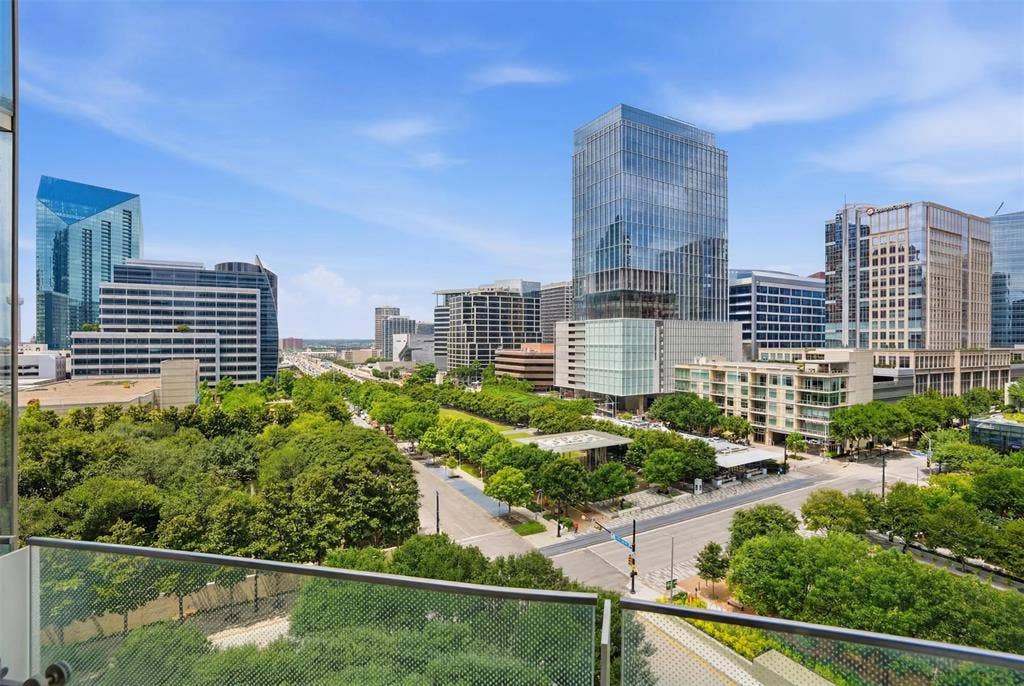 1918 Olive Street, #704, Dallas, TX 75201 1918 Olive Street, #704, Dallas, TX 75201